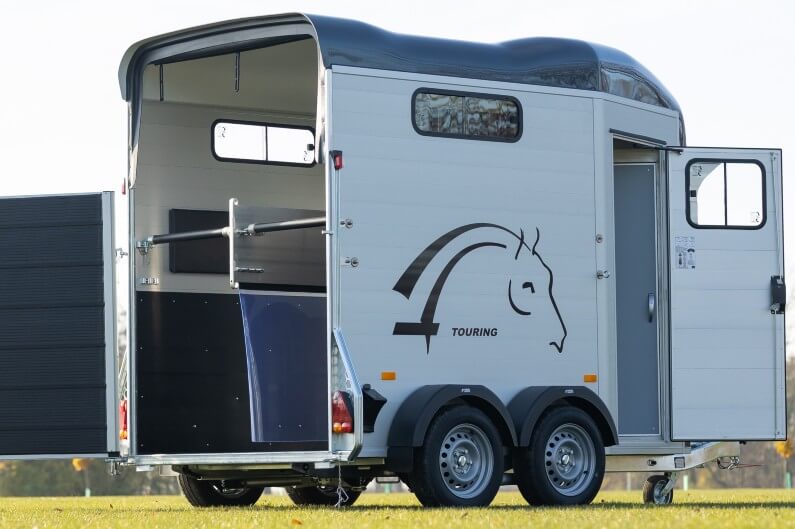 Cheval-Liberte-Touring-Jumping-D