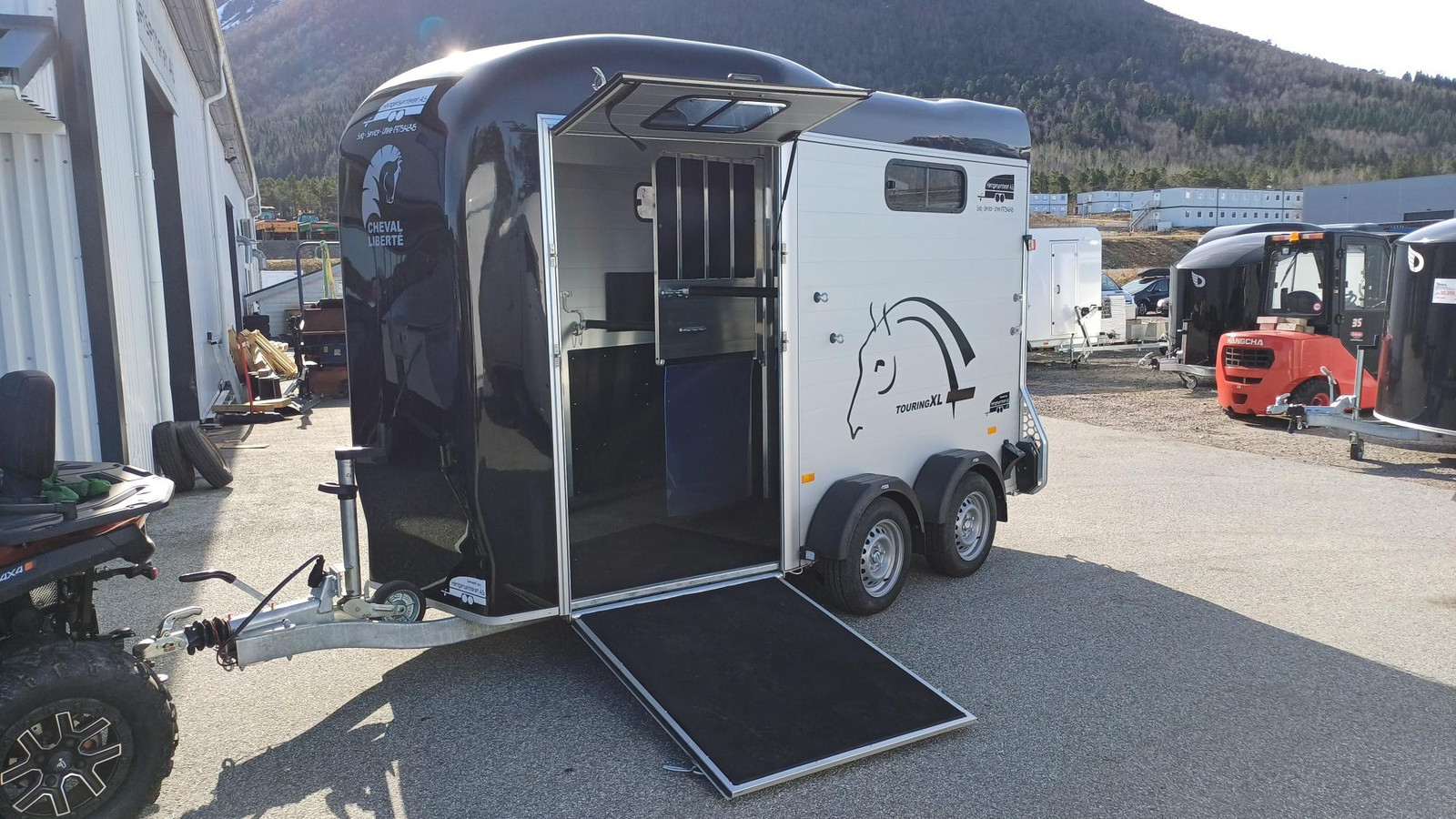 874_b4b55a2c-28f8-4cab-a327-a3441b0e021a