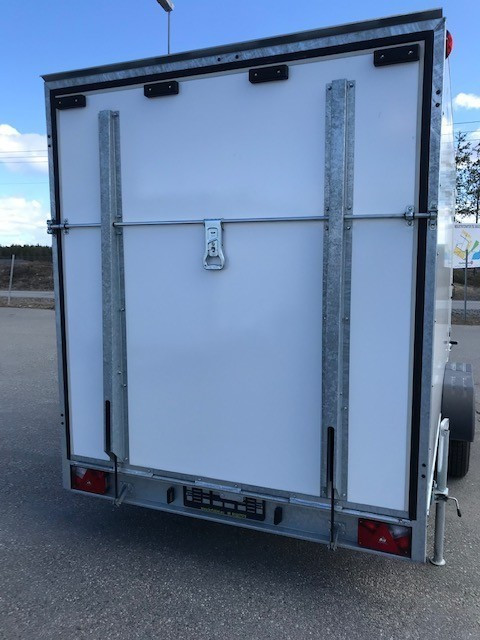 106_0897a700-34b1-42e2-8f7e-38d89cbc2be2