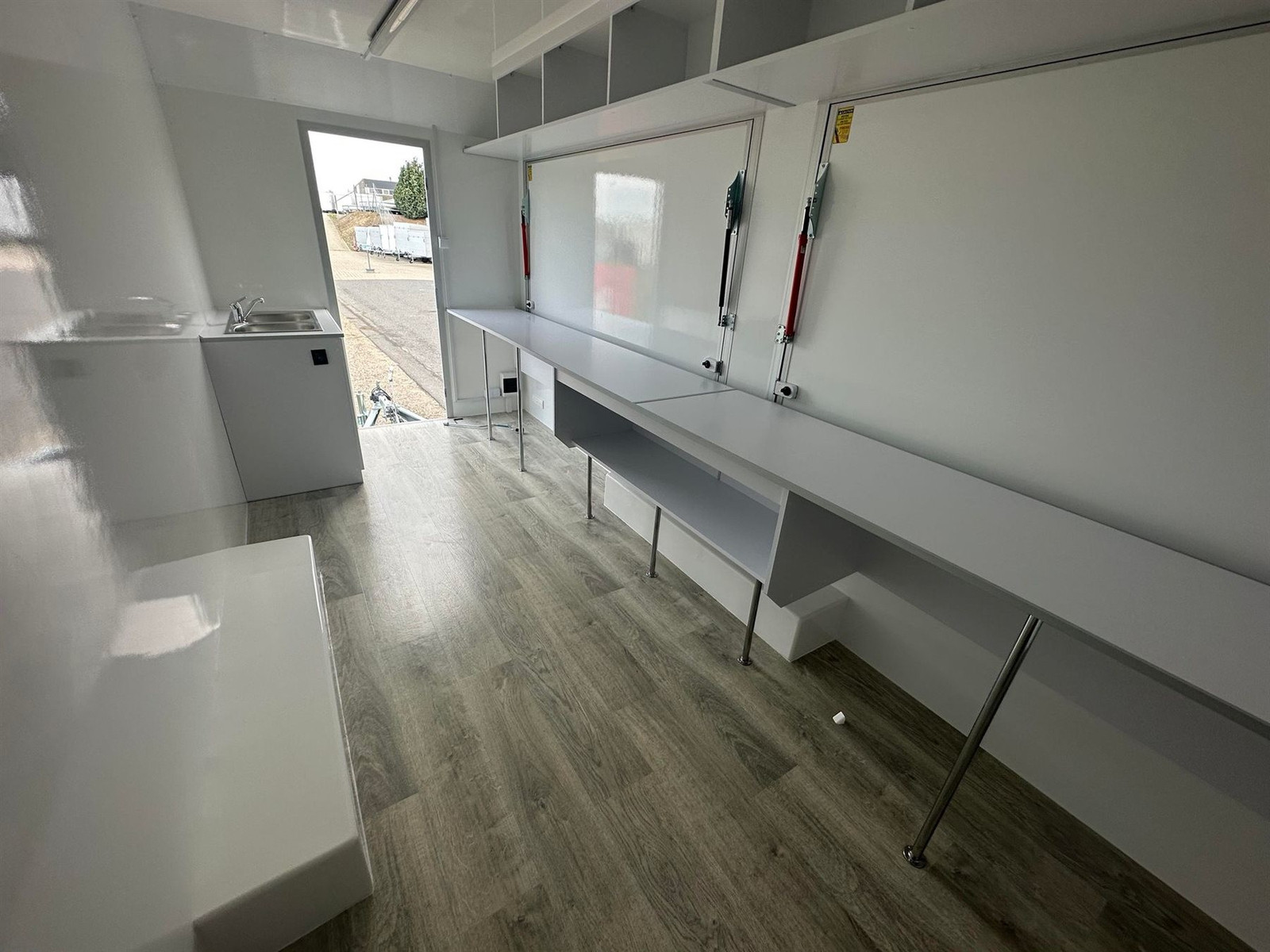 307_43105056-47e9-4ba9-8bef-ce454c42569f