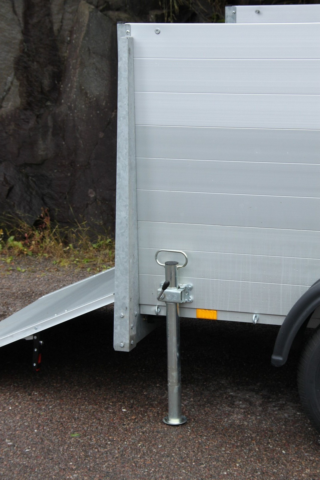 697_095c7d0a-f62c-408c-b2a8-bc05b37f1532