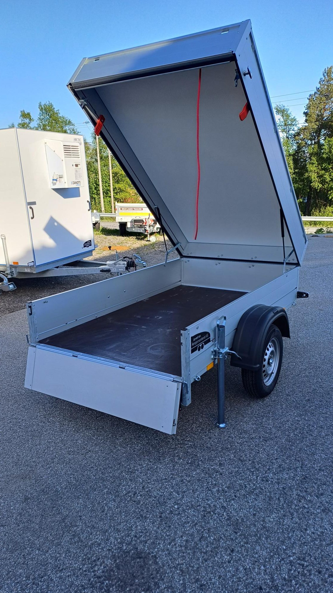 959_8e3e77d4-6dd6-4bdc-bdca-1cf06b121305 (1)