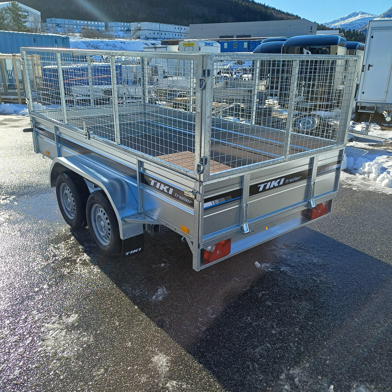 966_6539fbea-7666-4594-80b2-ed0e505a0014