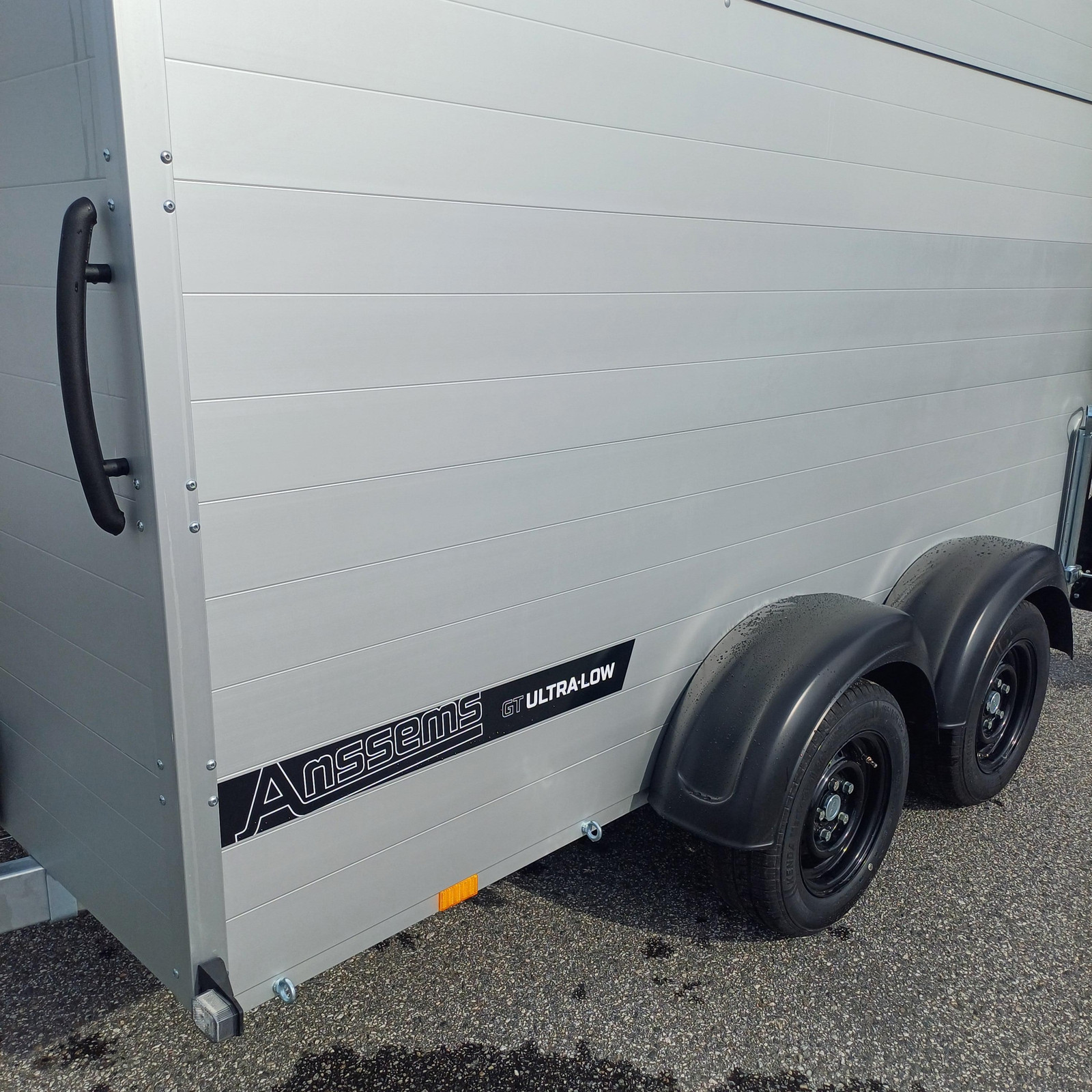 549_4c9bb081-316b-4a5a-9f3a-fe47600ba43b