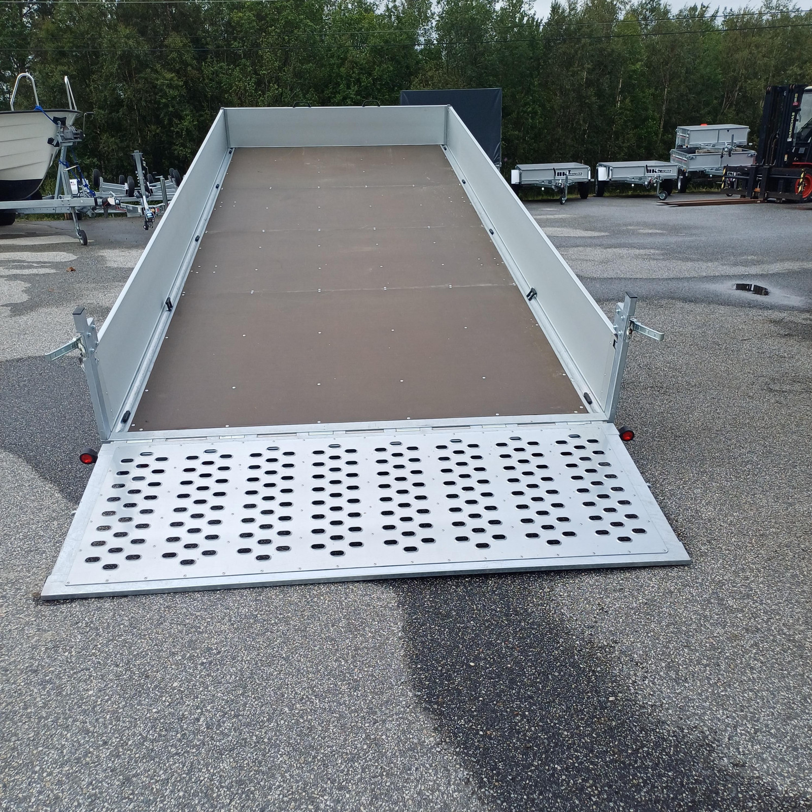 183_71235cb3-8b43-4f0a-b11e-0d00d91ff81c